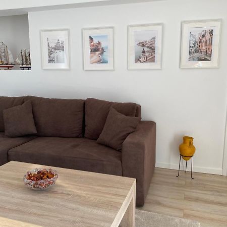 Magheru Cozy New Apartament 2 Rooms Bucharest Luaran gambar