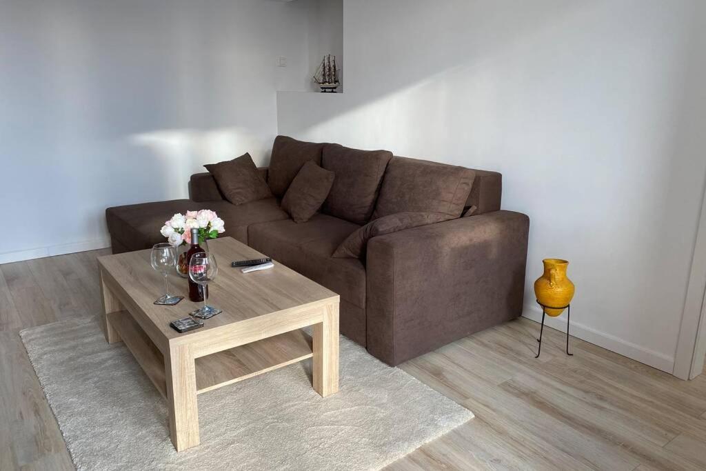 Magheru Cozy New Apartament 2 Rooms Bucharest Luaran gambar
