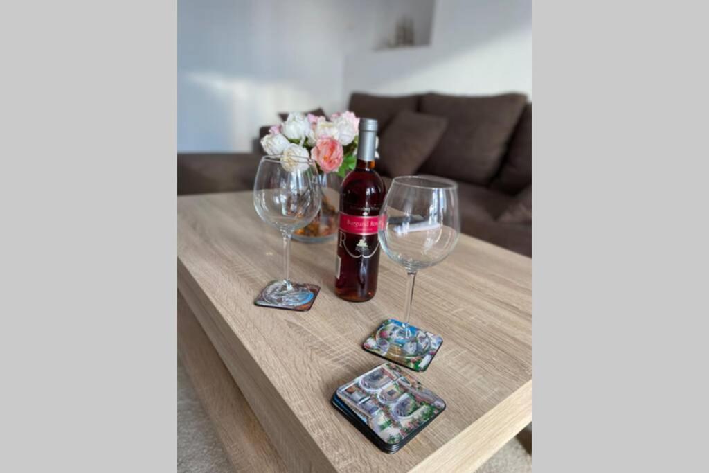 Magheru Cozy New Apartament 2 Rooms Bucharest Luaran gambar
