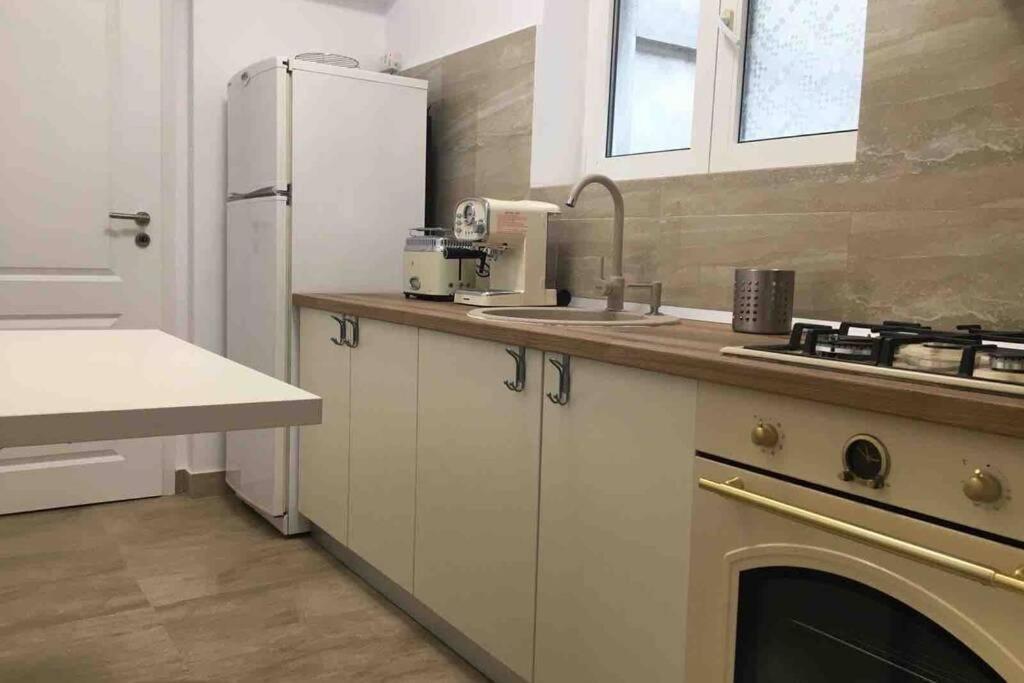 Magheru Cozy New Apartament 2 Rooms Bucharest Luaran gambar